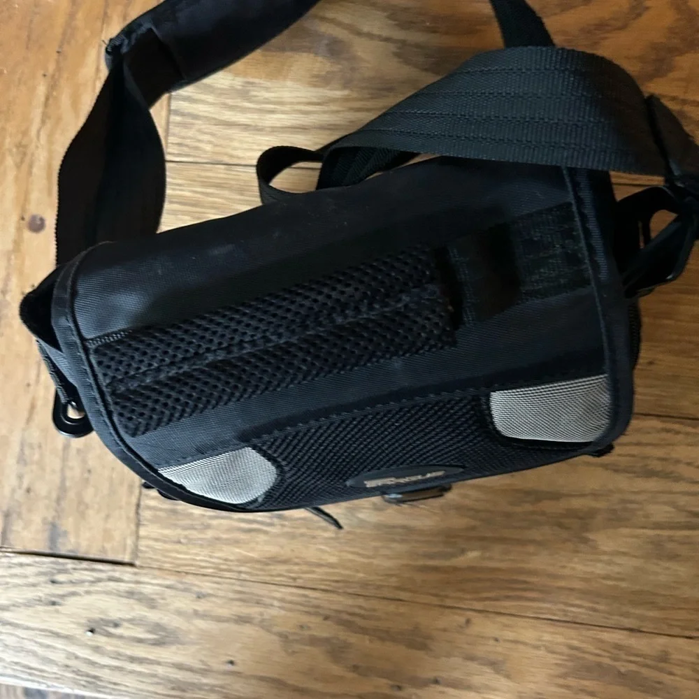 Targus CAMERA BAG VIDEO CAMERA BAG HOLDER CARRIER BLACK ADJUSTABLE - Picture 5 of 12